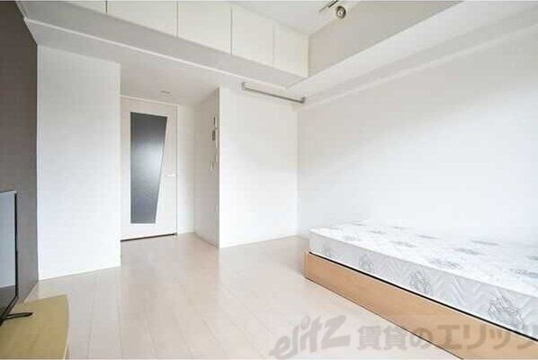 SERENiTE江坂四番館の物件内観写真